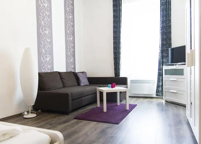 Bright 2Br&Ac Apt At Astoria