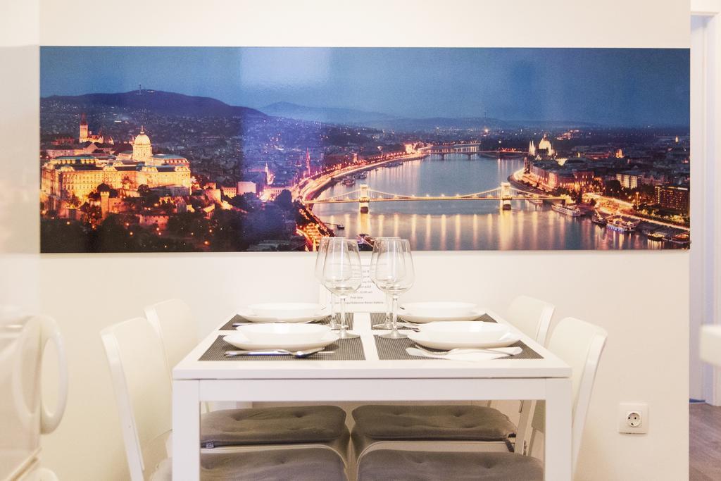 Апартаменти Bright 2br&ac At Astoria